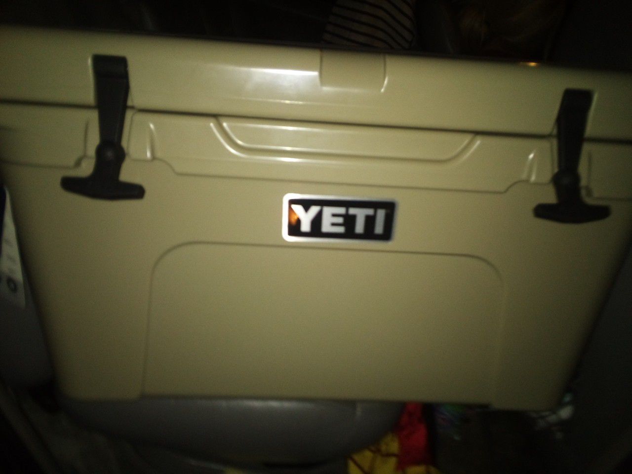 Brand New Yeti 45 gallon super cooler..