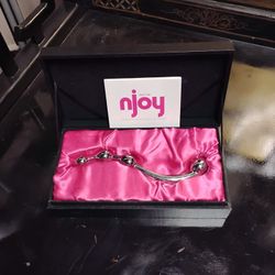 Njoy "Fun" Wand