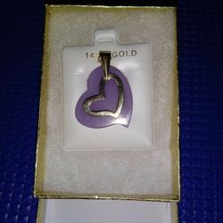 NIB 14 Karat Gold & Purple Jade Heart Pendant