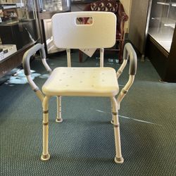 Bundle Shower chair and walkers