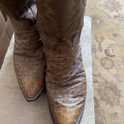 Justin Women’s Cowboy Boots. Size 9.  