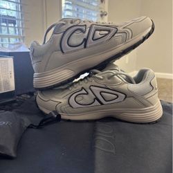 Dior B30’s