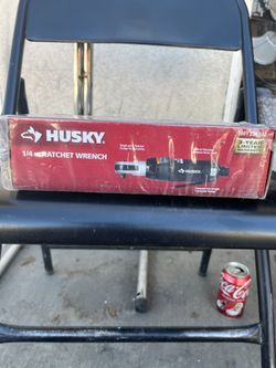 HUSKY 1/4 RATCHET WRENCH 
