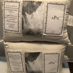 Pillow /Keepsake Pockets 
