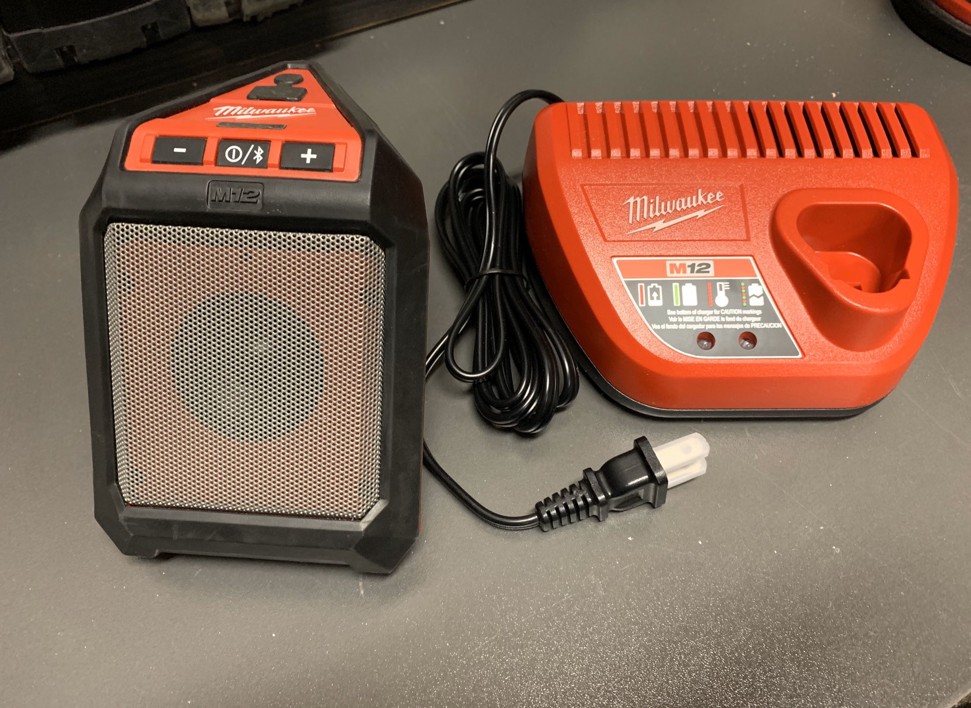 Milwaukee M12 Bluetooth Speaker and Charger Kit