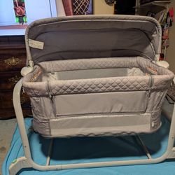 Dream Hero Starlight 3 in 1 Bedside Sleeper