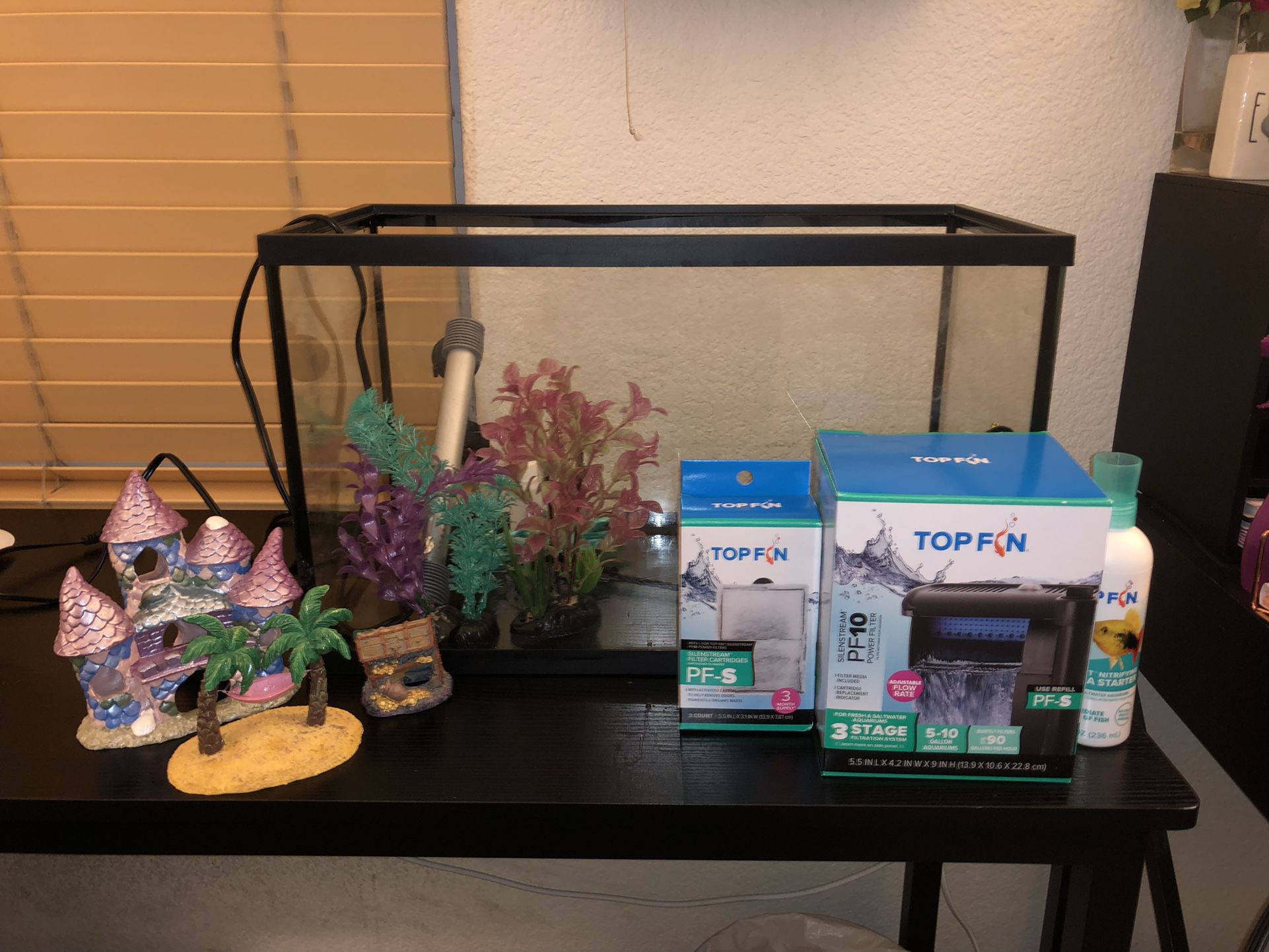 Fish Tank Beginner Set. All Accessories & Parts Included 