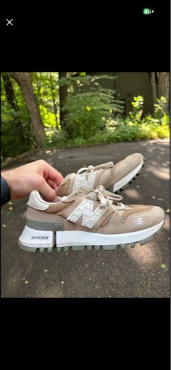New Balance size 6.5 women’s