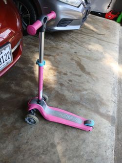 Girls scooter