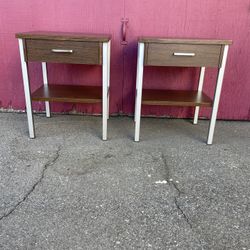 Fórmica Bedside Table 