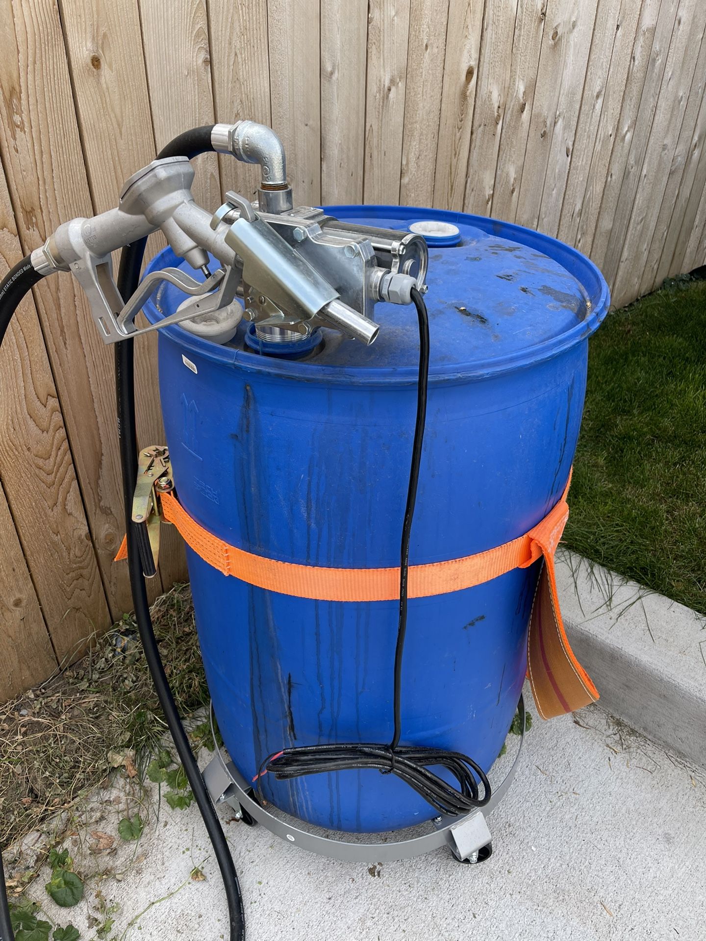 Plastic Barrel With Electric Fuel Pump