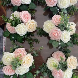 Flower Arrangement With Pearls 