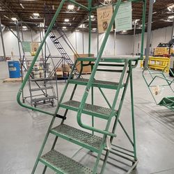 6-Step Steel Rolling Ladder
