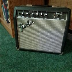 Fender Frontman 15g