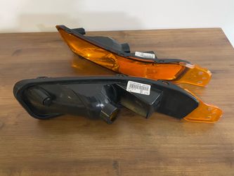 Ford Mustang 05-09 Front Turn Signal OEM