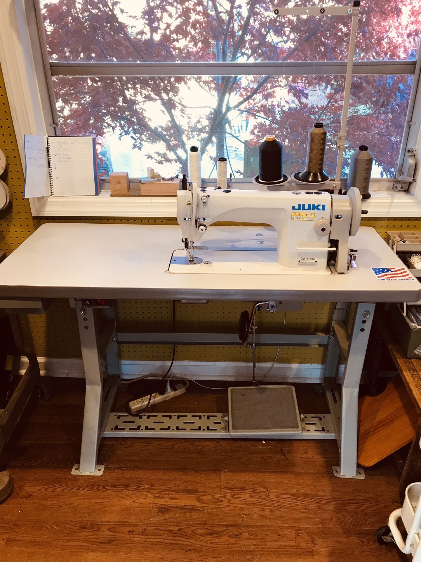 Juki Industrial Sewing Machine