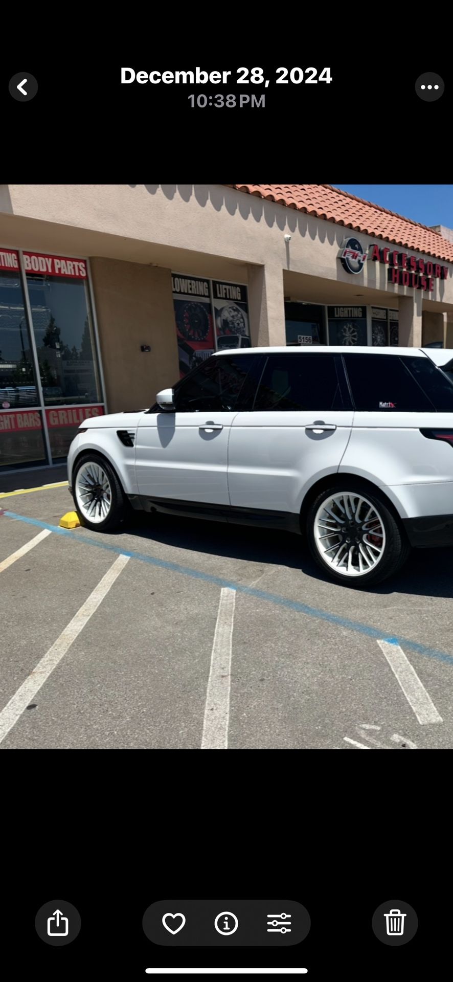 Range Rover 22” Wheels And Tires