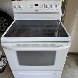 Electric Range $150