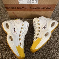 🔥Reebok question mid yellow toe shoe palace exclusive release 🔥size 8🔥📈📈📈