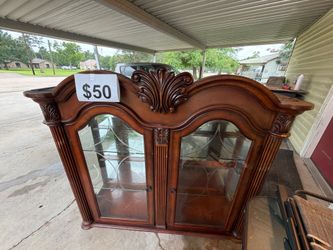 Top china hutch