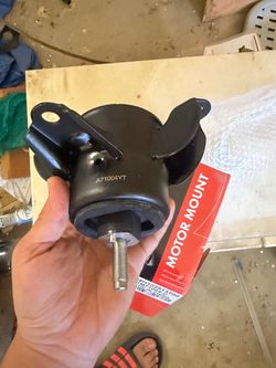 Motor mount for 2012-2015 Kia rio