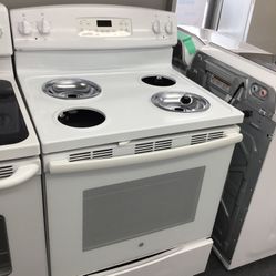 GE Coil Top Range. 1 year Warranty 