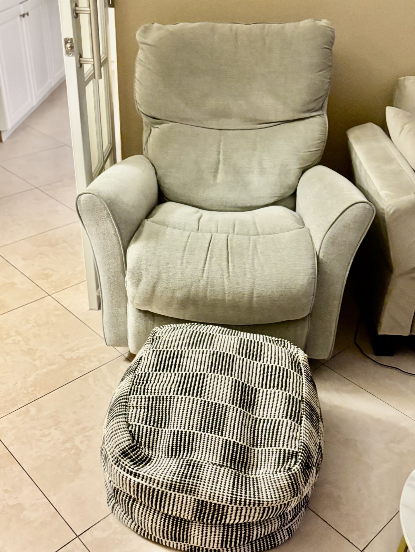 Recliner Chair Set