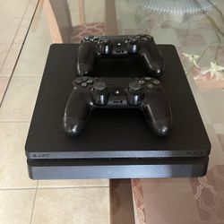 PS4 1TB with 2 controllers