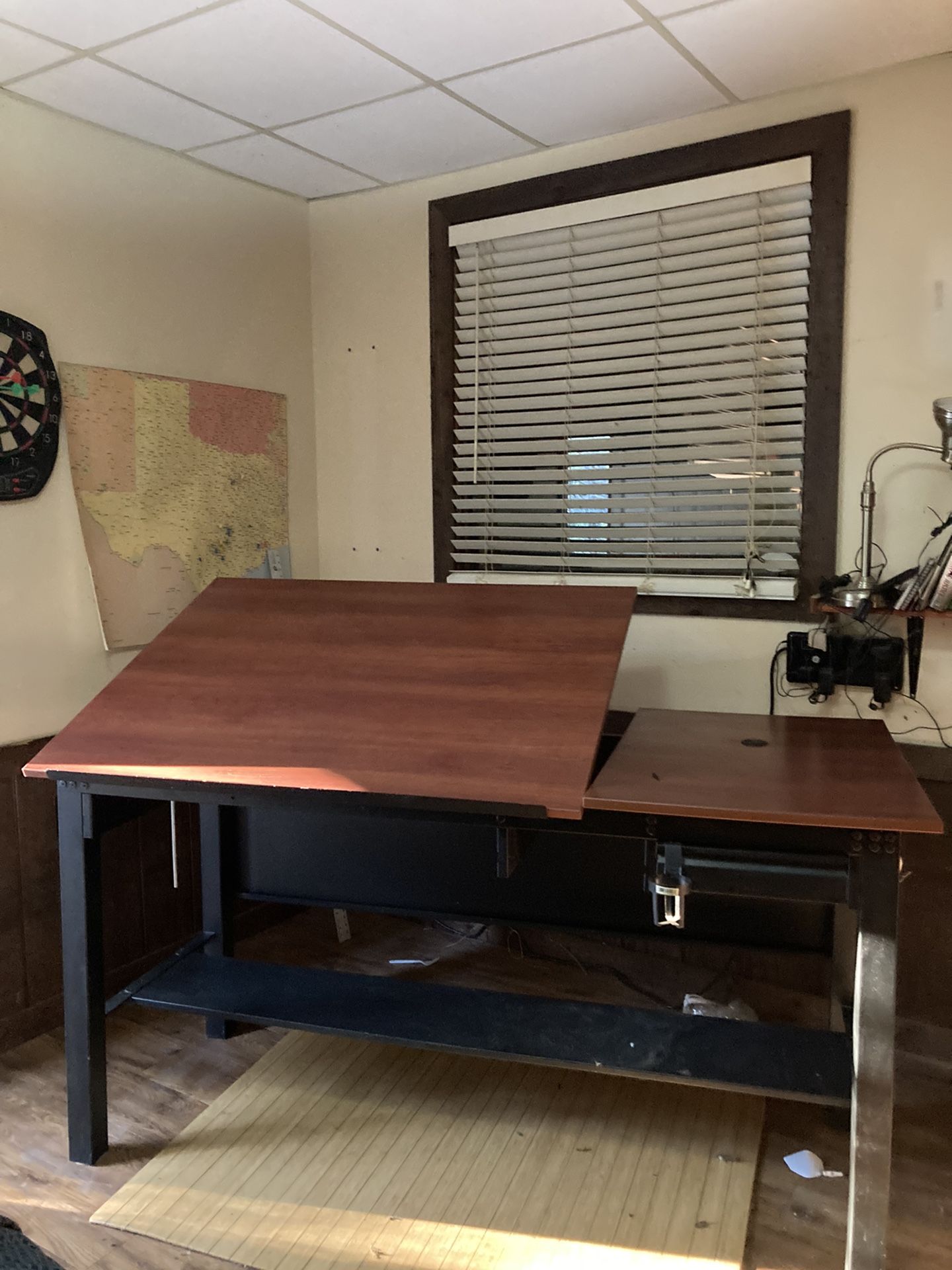 VersaDesk Plan Table