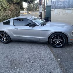2011 Ford Mustang