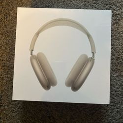 AirPod Max W/ MagSafe Case & Charger