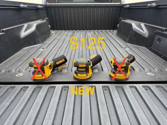 NEW DEWALT 20V MAX XR Cordless Brushless 5 in. Random Orbital Sander (Tool Only) **1 Available**