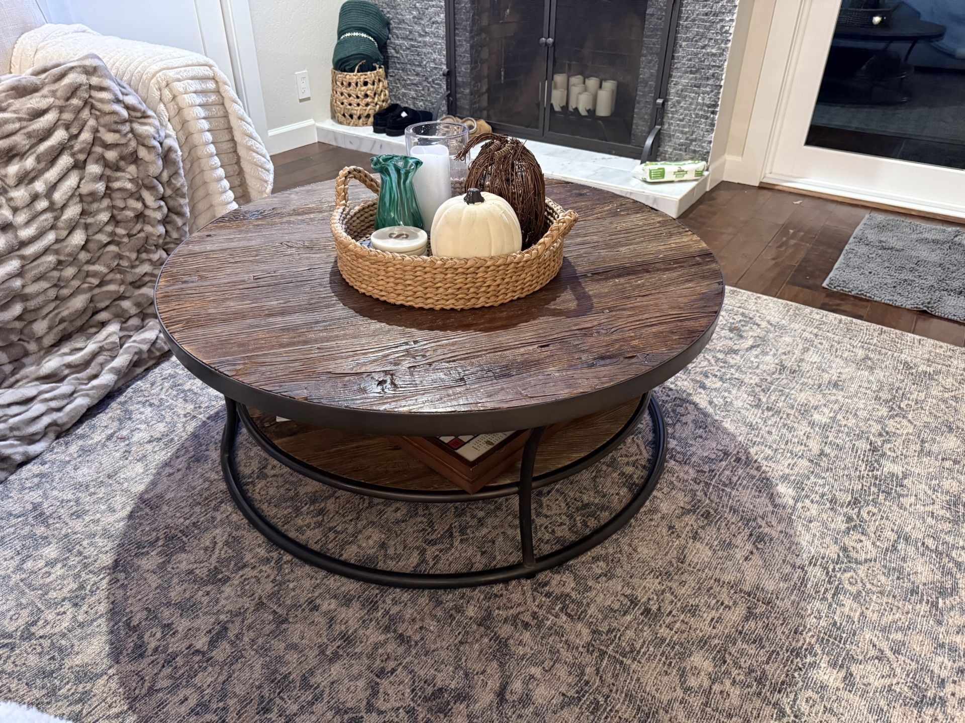 Pottery Barn Bartlett 42” Coffee Table & 20” End Table