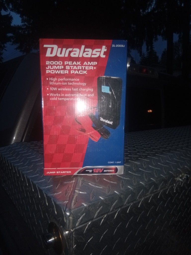 Duralast 2000 Peak Amp Jump Starter Plus Power Pack Brand New