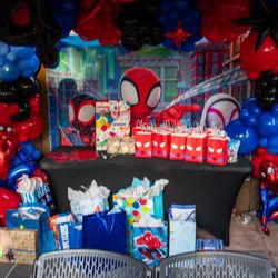 Beautiful Ballon Arch Spidey Team 