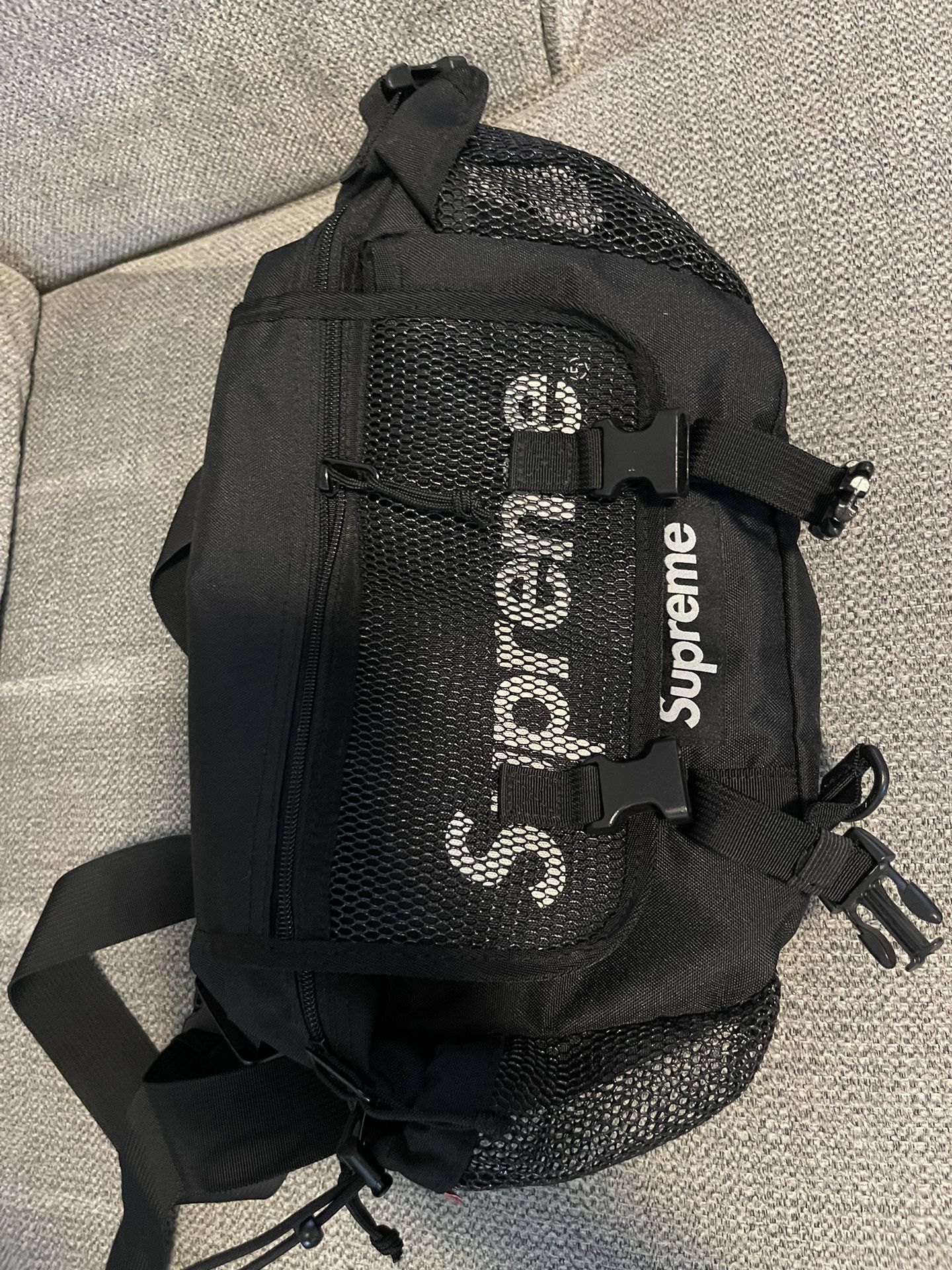 Supreme Chest Bag