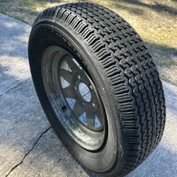 Tire and rim for trailer Galvanized 175/80R13 The tire is a little damaged by the sun