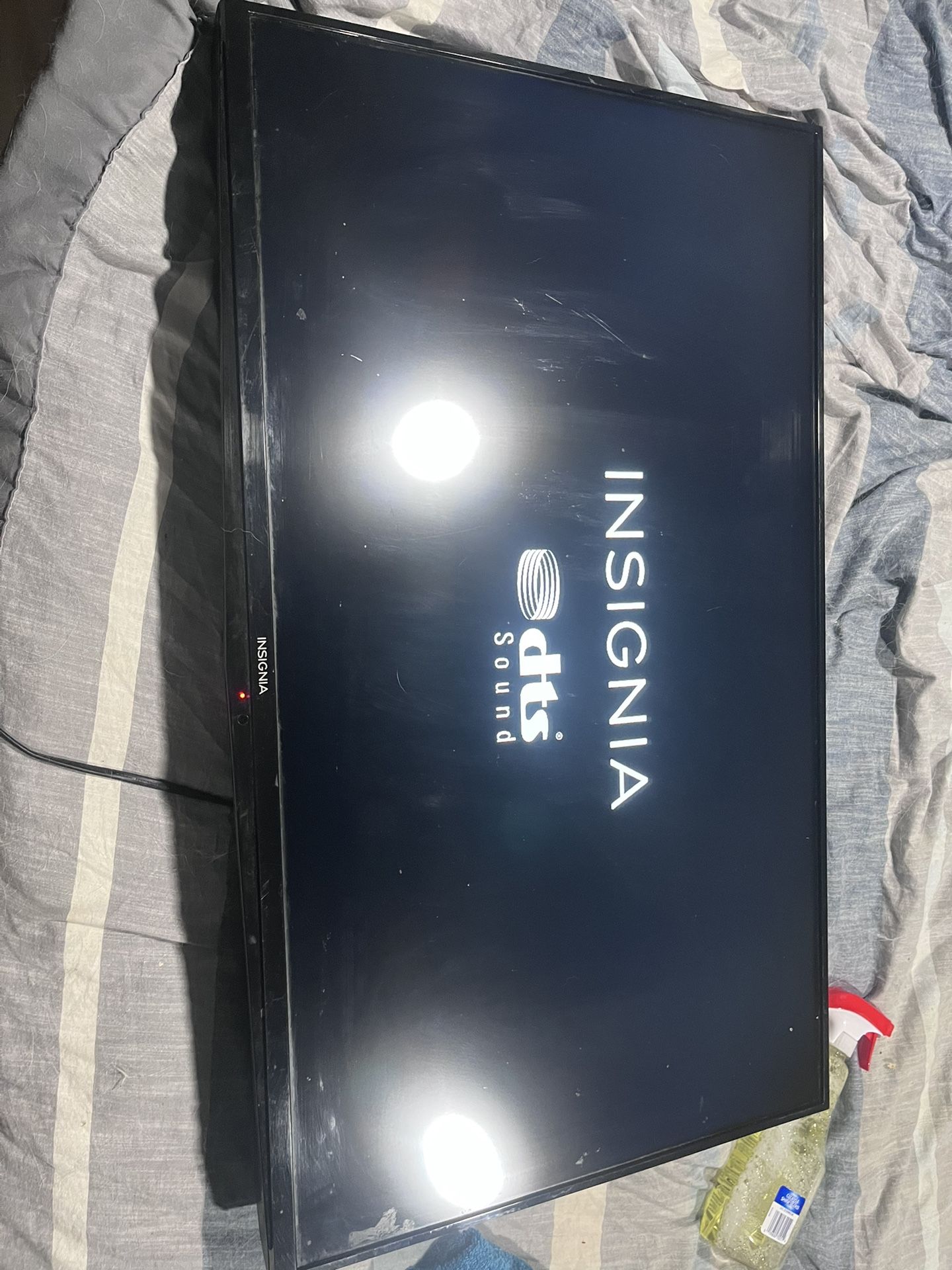 Insignia 32 Inch Tv