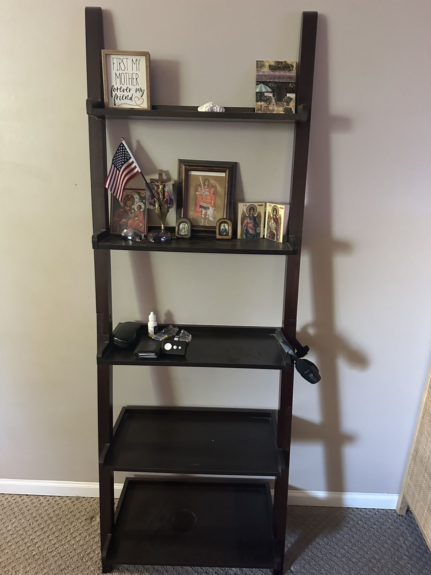 Shelve