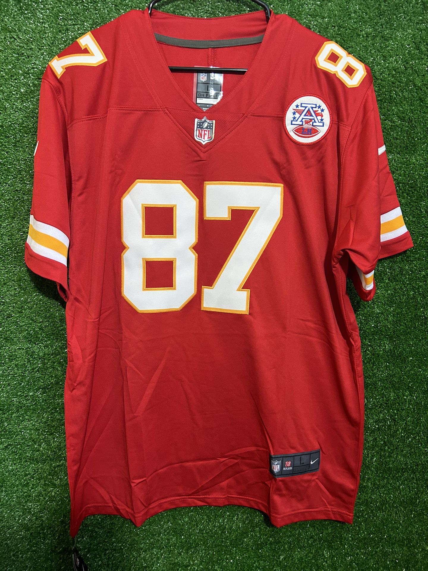 TRAVIS KELCE KANSAS CITY CHEIFS NIKE JERSEY BRAND NEW WITH TAGS SIZES LARGE AND XL AVAILABLE 