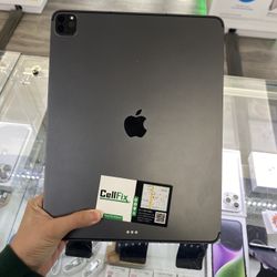 iPad 12.9” 5th Gen Unlocked Wi-Fi+Cellular 128gb 