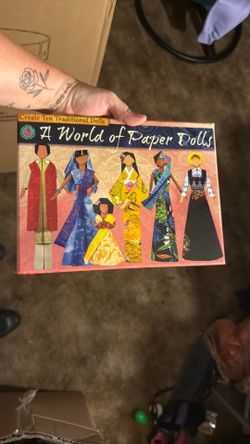 Paper dolls
