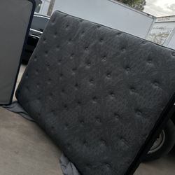 Mattress Queen Size.  Brand New With Box Spring 