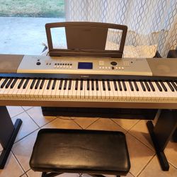 Yamaha Grand Keyboard YPG 535