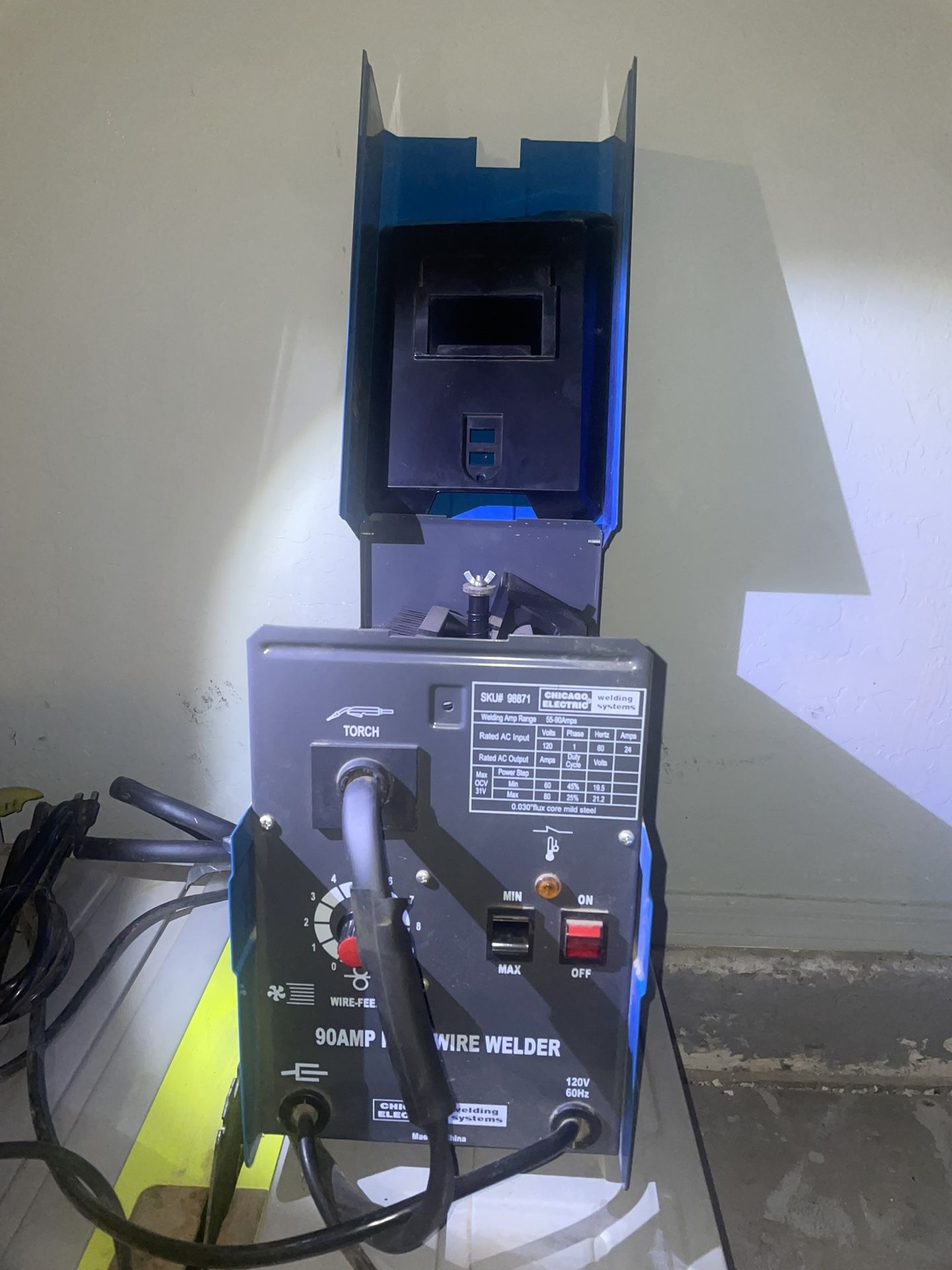Chicago Electric Welding System 90 Amp Flux Wire Welder