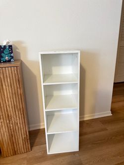 White Cubed Organizer