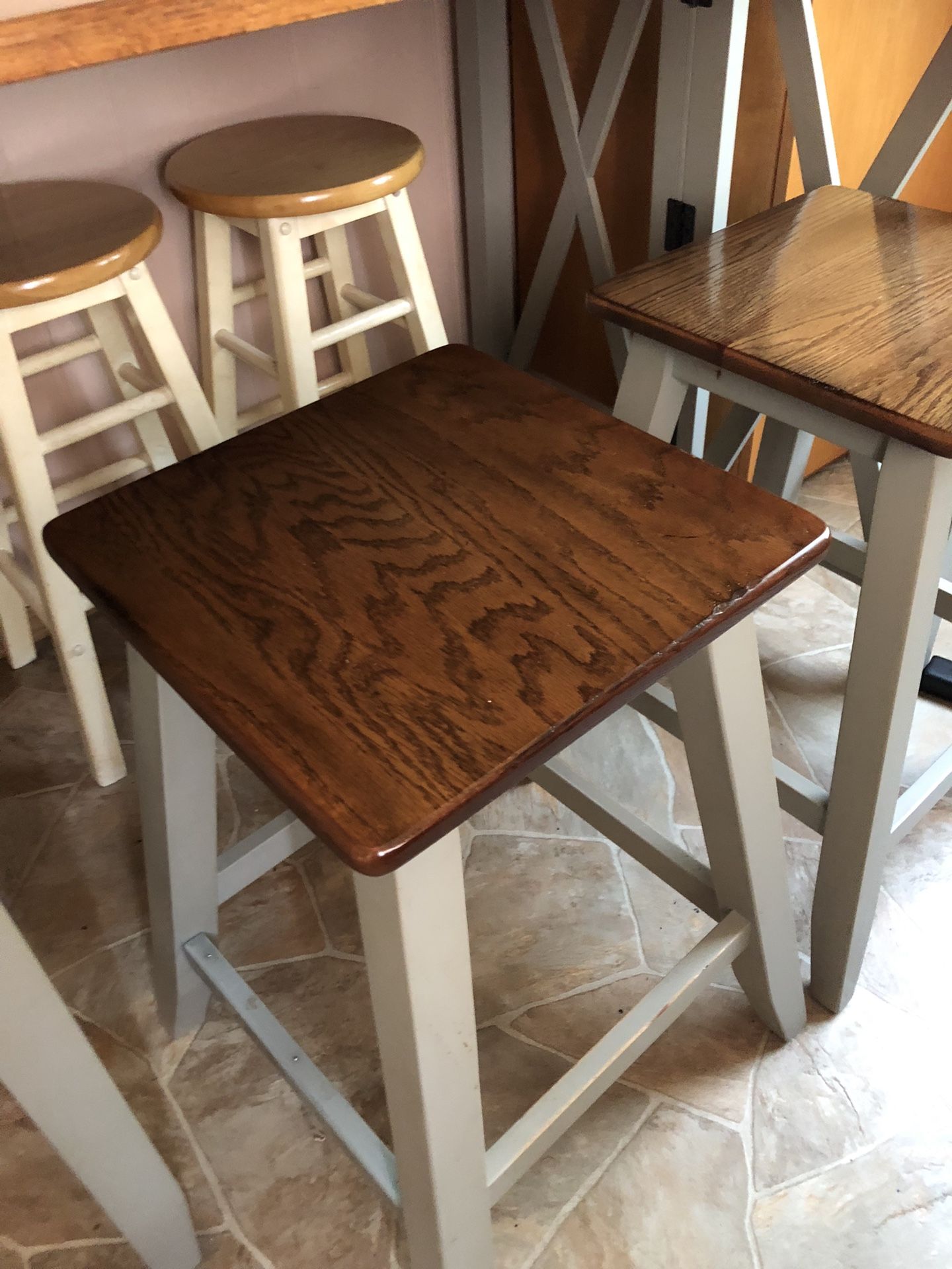 Kitchen Table And Chairs 