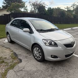 2009 Toyota Yaris