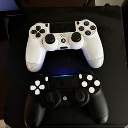 PS4 With Remotes 