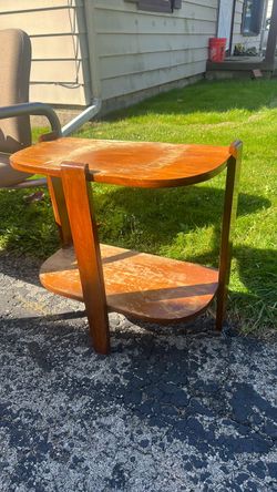 Wooden three leg Display table